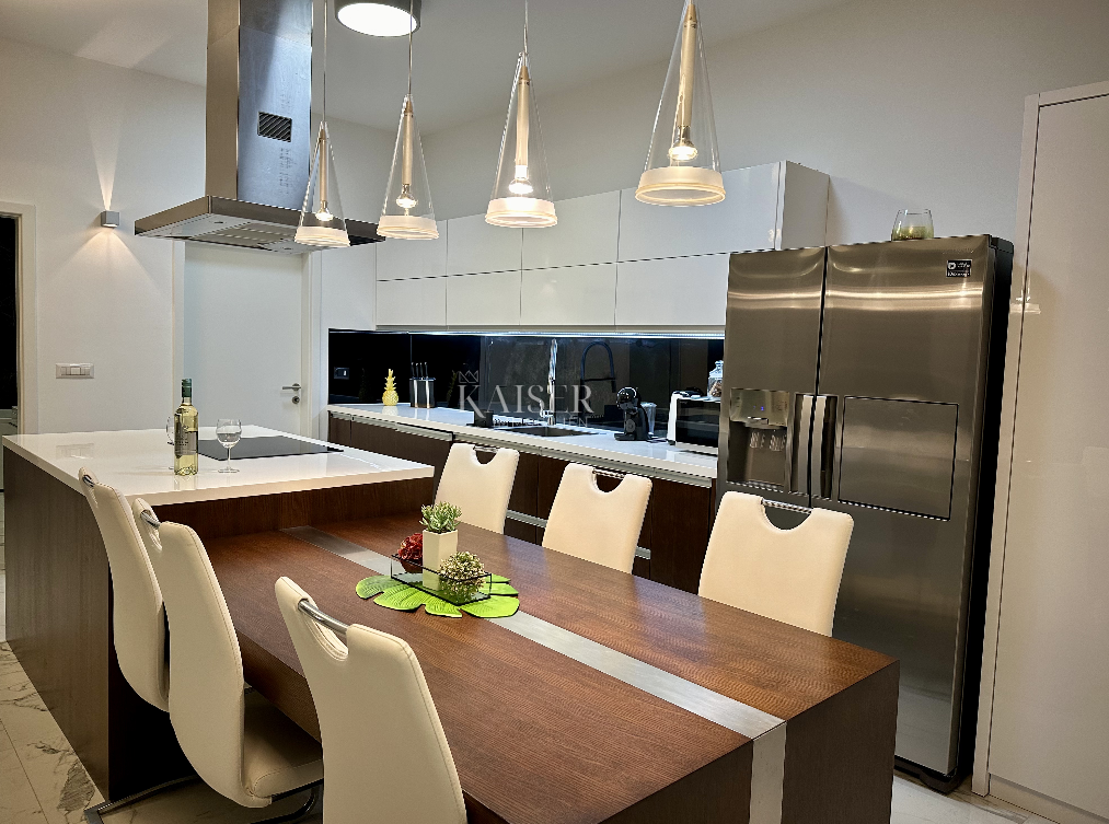 Istria - Parenzo, casa in centro a 50 m dal mare