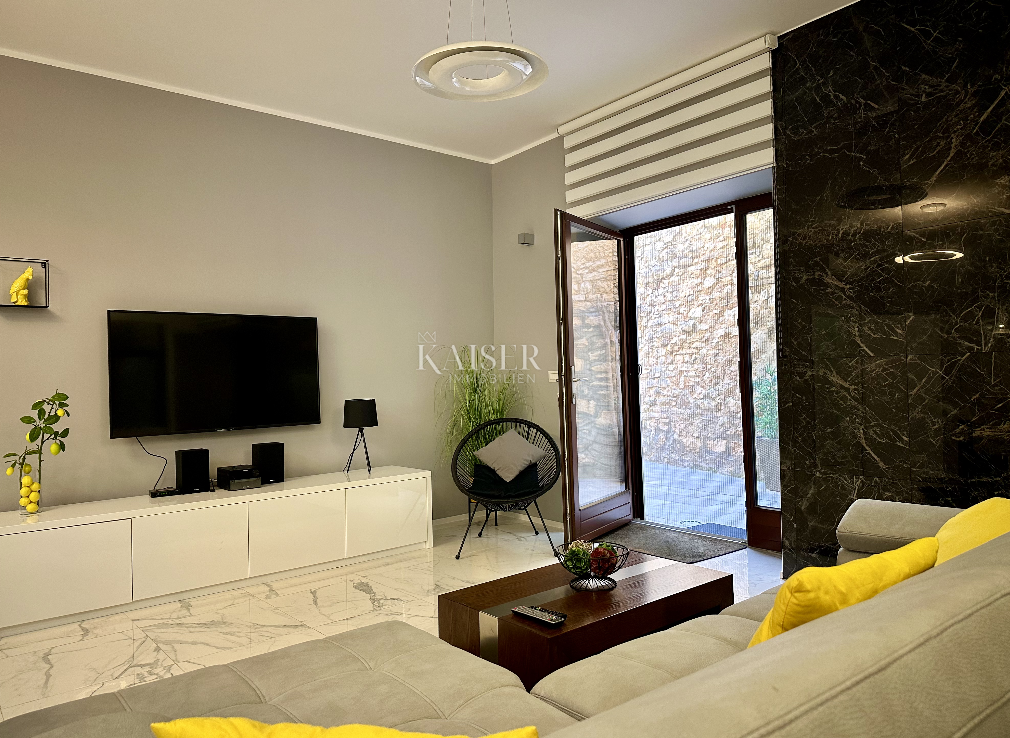 Istria - Parenzo, casa in centro a 50 m dal mare