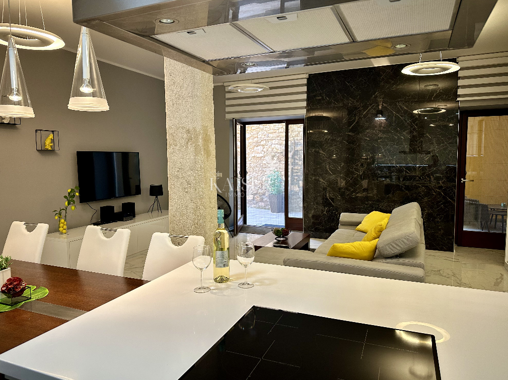 Istria - Parenzo, casa in centro a 50 m dal mare