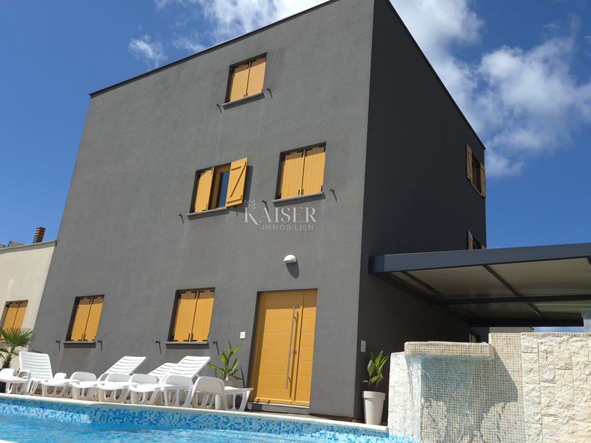 Istria - Pola, villa con sauna vicino al mare