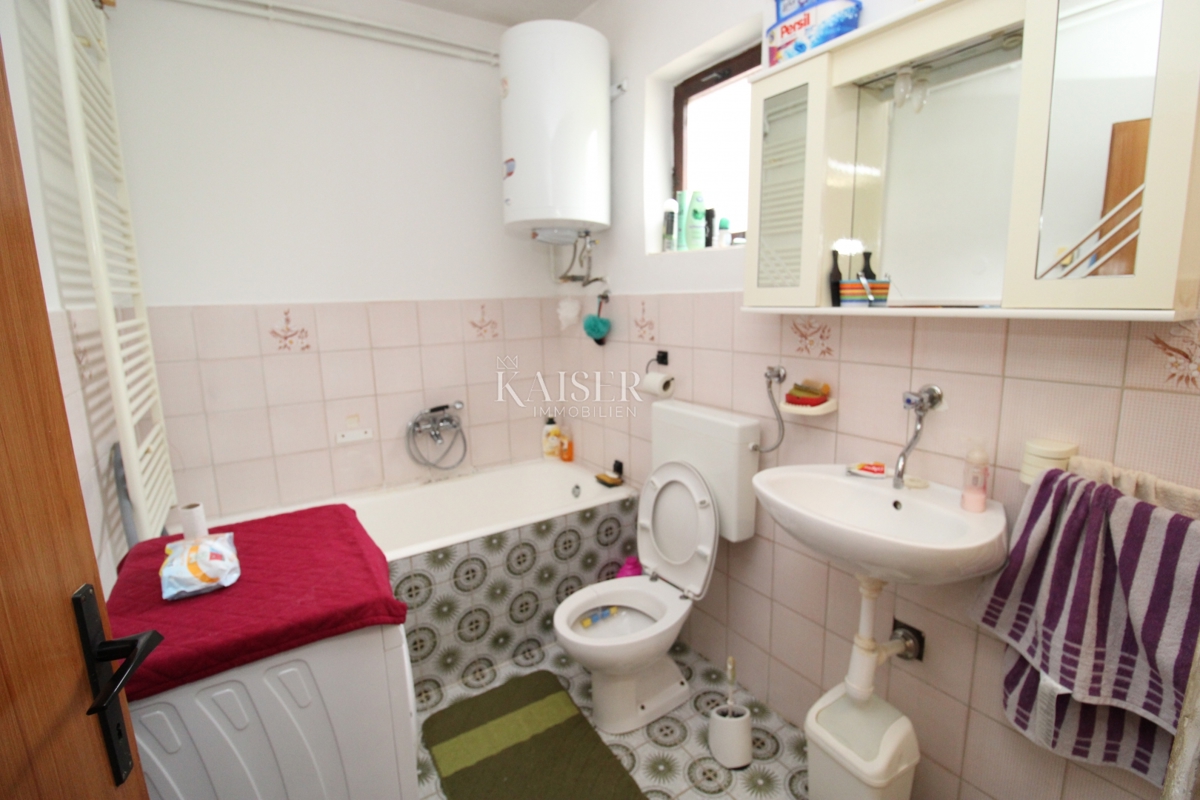 Rabac - case di 235 m2 su un terreno di 9.560 m2