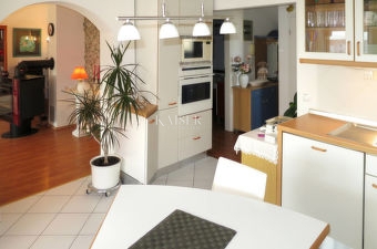 Ville Turanj, Sveti Filip I Jakov, 335m2