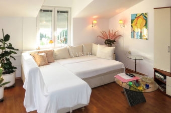 Ville Turanj, Sveti Filip I Jakov, 335m2