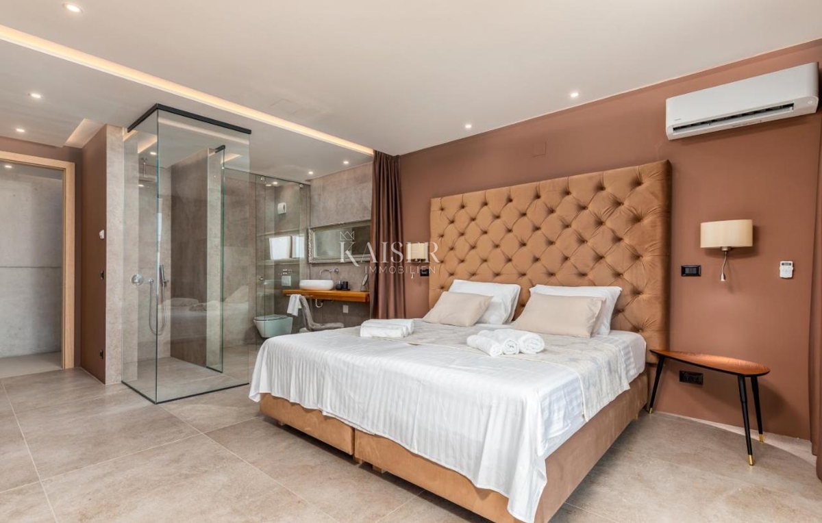 Istria, Medolino - splendida villa vicino al mare, 500 m2