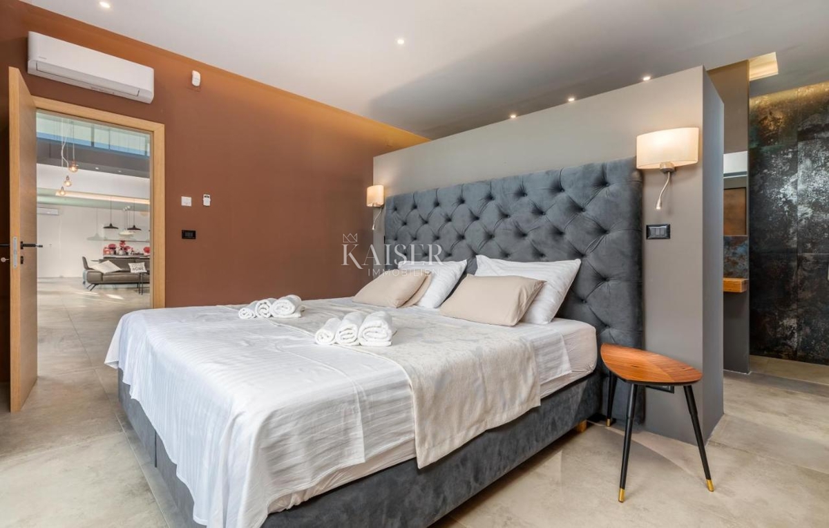 Istria, Medolino - splendida villa vicino al mare, 500 m2