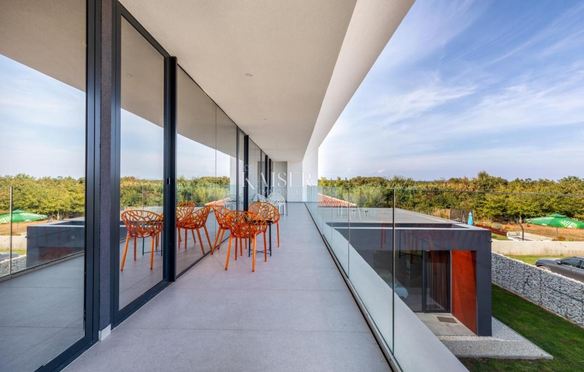 Istria, Medolino - splendida villa vicino al mare, 500 m2