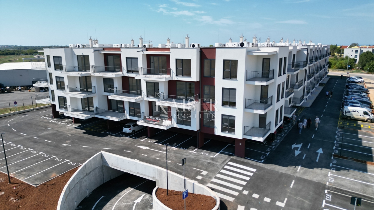 Istria, Umago - appartamento funzionale monolocale in nuova costruzione, 46m5, secondo piano, con garage