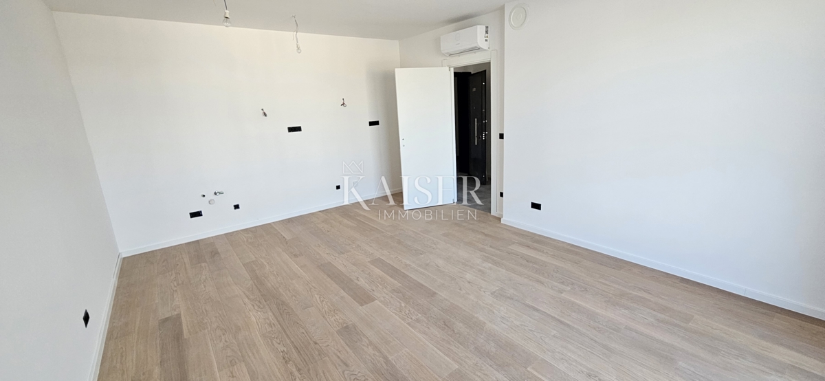 Istria, Umago - appartamento funzionale monolocale in nuova costruzione, 46m5, secondo piano, con garage