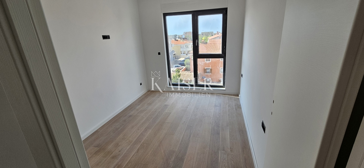 Istria, Umago - appartamento funzionale monolocale in nuova costruzione, 46m5, secondo piano, con garage