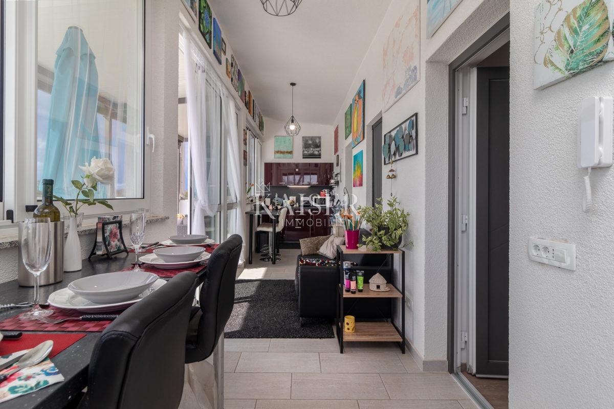 Isola di Krk, Malinska - villa moderna 190m2 con piscina e vista mare
