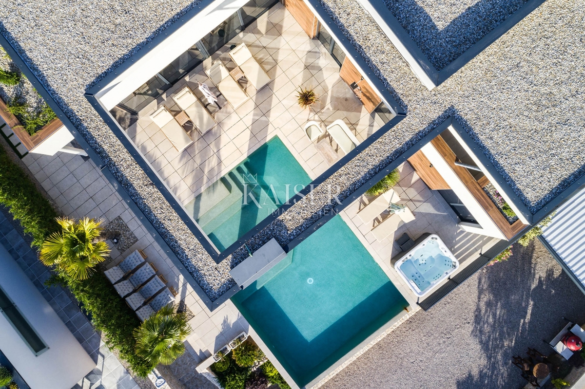 Villa Krk, 266m2