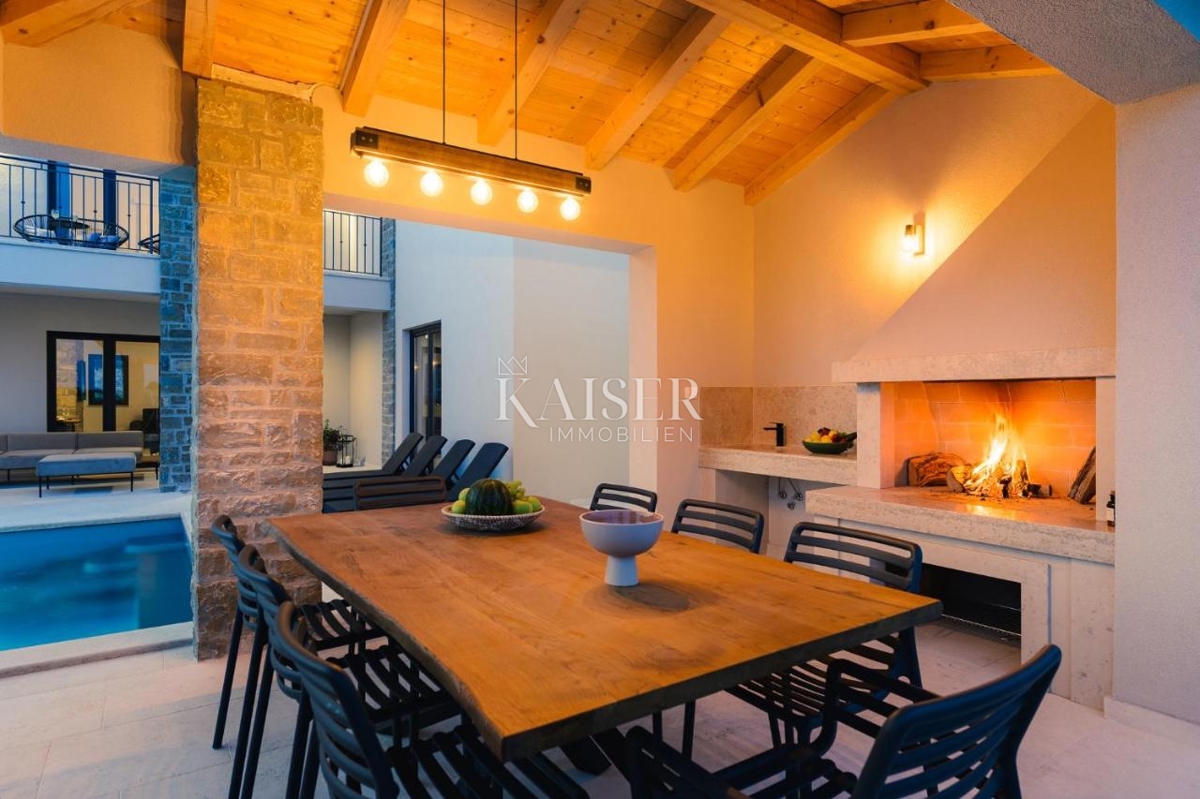 Istria, Buie - villa rustica con vista panoramica sul vigneto