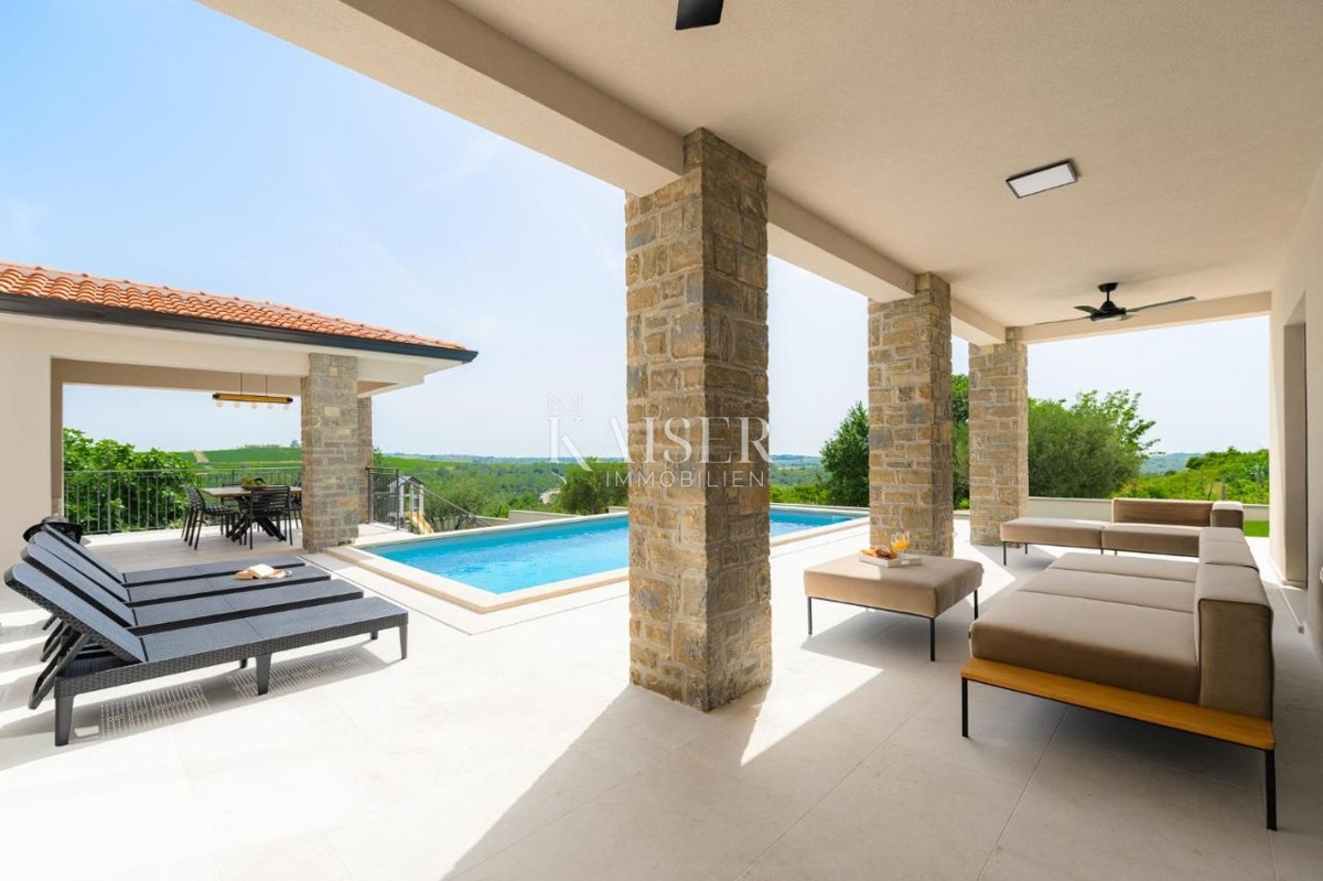 Istria, Buie - villa rustica con vista panoramica sul vigneto