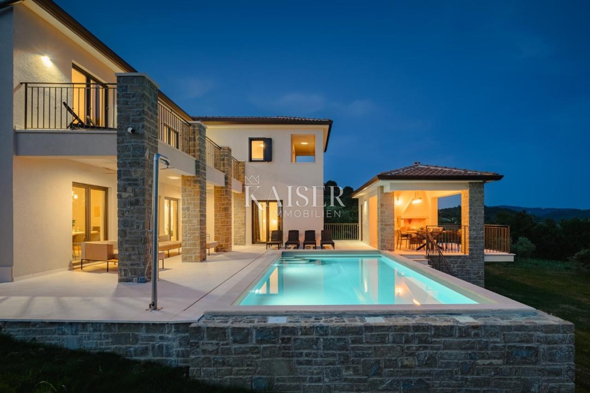 Istria, Buie - villa rustica con vista panoramica sul vigneto