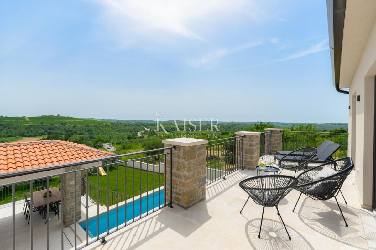 Istria, Buie - villa rustica con vista panoramica sul vigneto