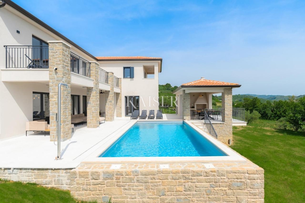 Istria, Buie - villa rustica con vista panoramica sul vigneto