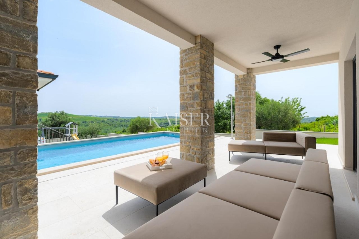 Istria, Buie - villa rustica con vista panoramica sul vigneto