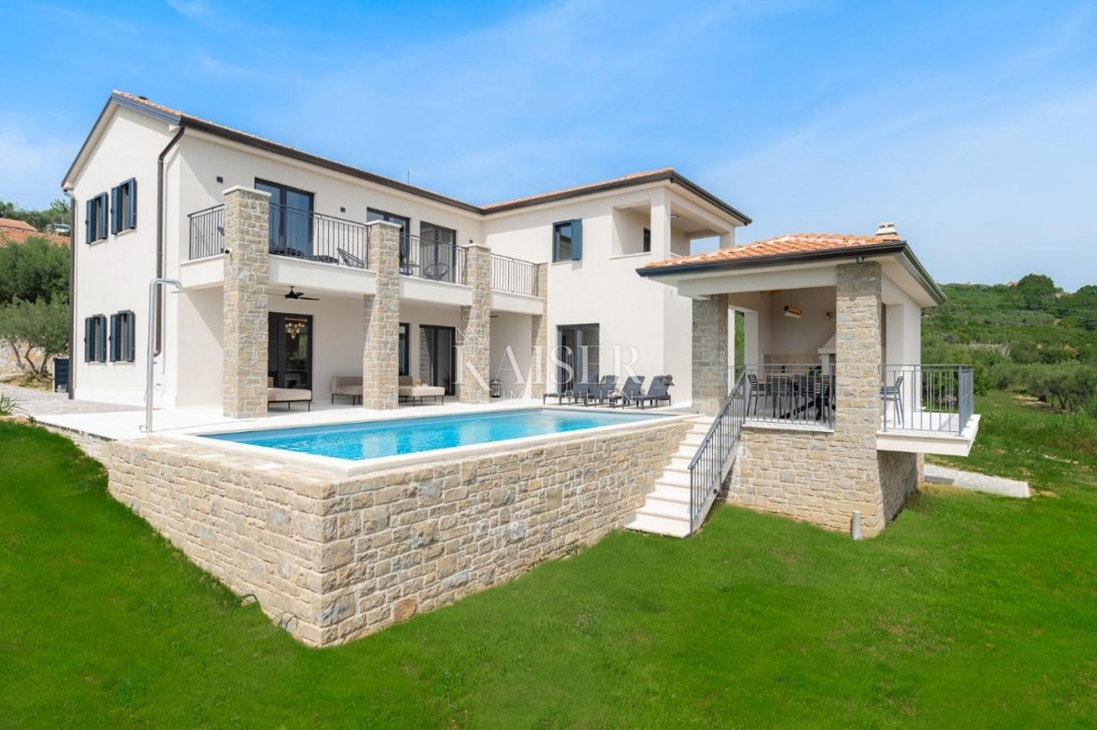 Istria, Buie - villa rustica con vista panoramica sul vigneto
