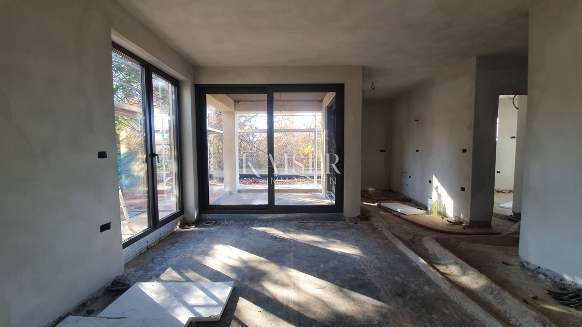 Istria - Parenzo, appartamento al piano terra a 3 km dal mare