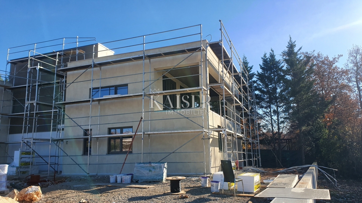 Istria - Parenzo, appartamento al piano terra a 3 km dal mare