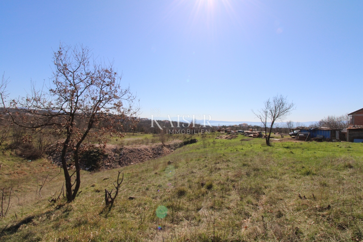 Земля під забудову Drenova, Rijeka, 7.551m2