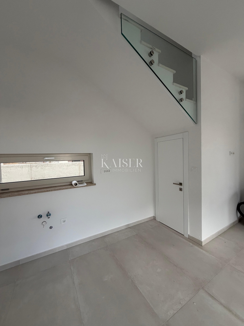 Istria, Ližnjan, villa moderna con splendida vista mare