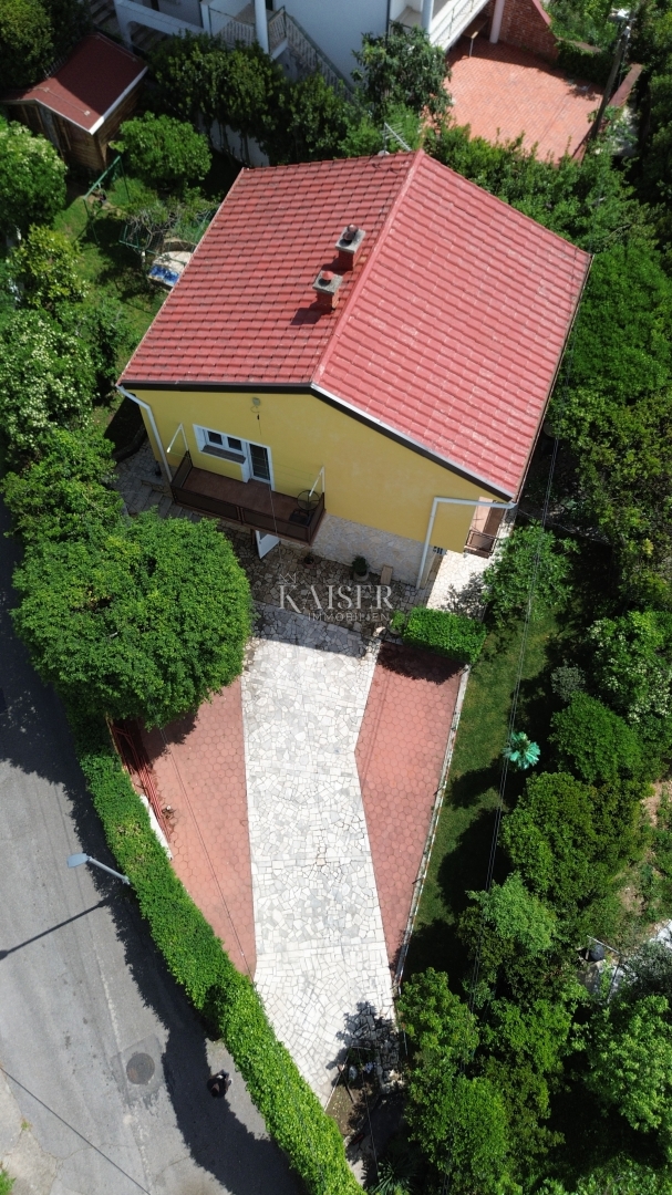 Crikvenica, Selce - bella casa con giardino