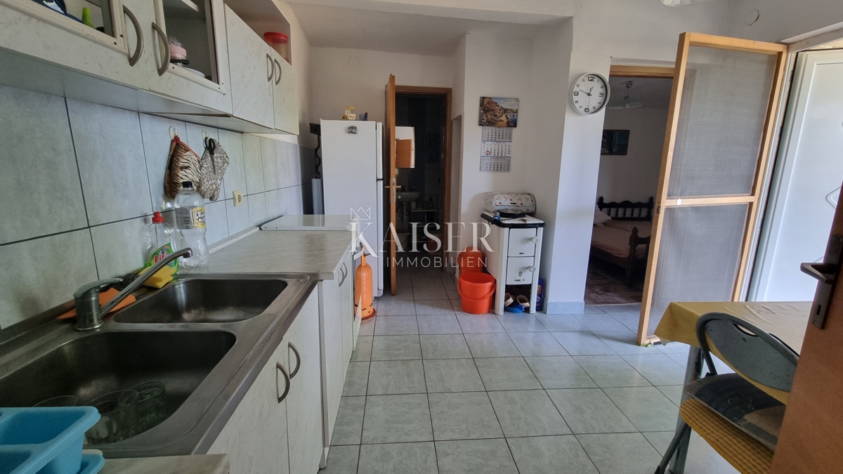 Marčana, Kavran - piccola casa con giardino