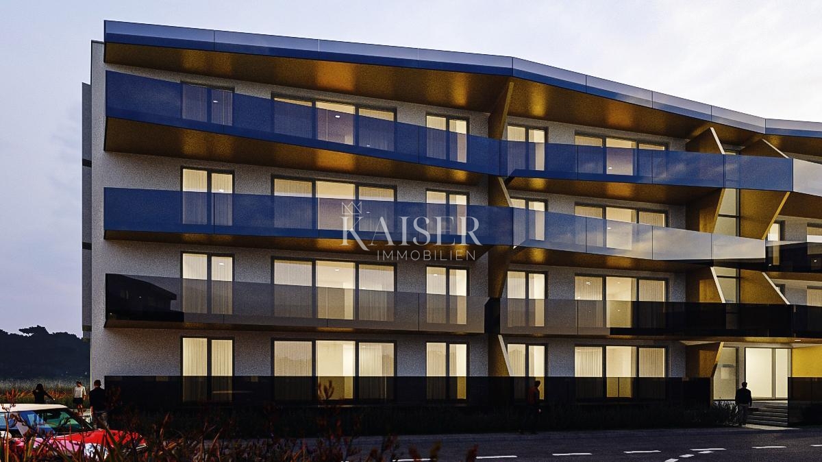 Istria - Parenzo, appartamento di lusso al primo piano, vista mare