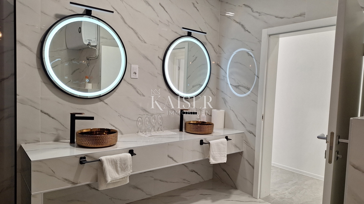 Abbazia, vicino al centro, appartamento 152 m2, piano terra