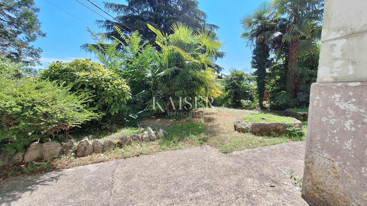 Abbazia, vicino al centro, appartamento 152 m2, piano terra