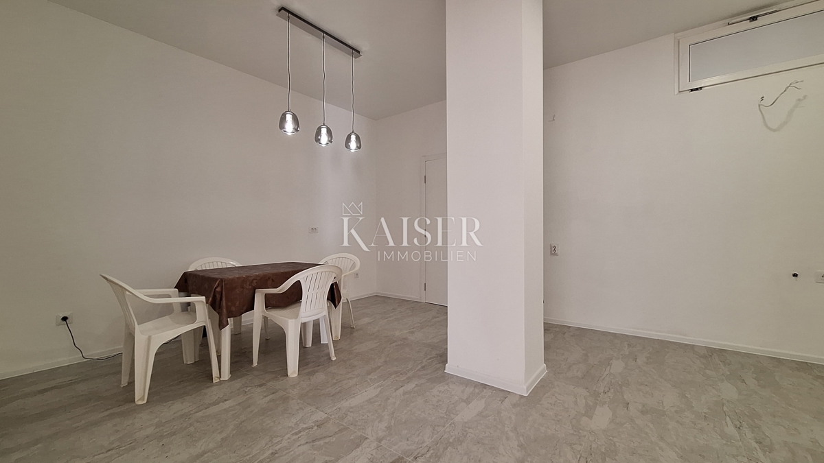 Abbazia, vicino al centro, appartamento 152 m2, piano terra