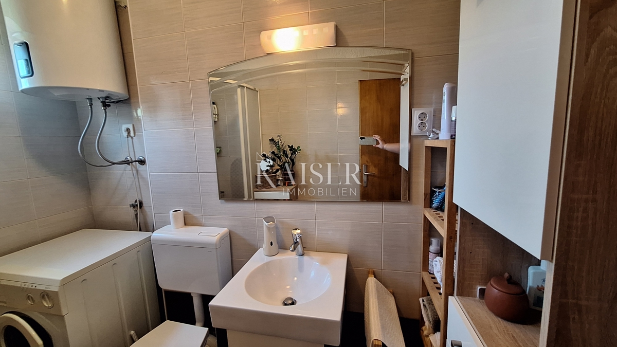 Rijeka, Škurinje, appartamento con due camere da letto con loggia e vista al secondo piano