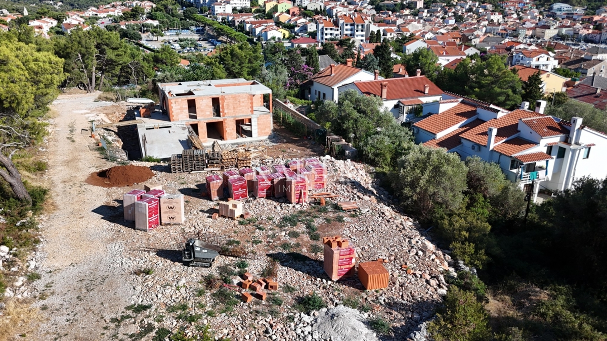 Земля під забудову Mali Lošinj, 581m2
