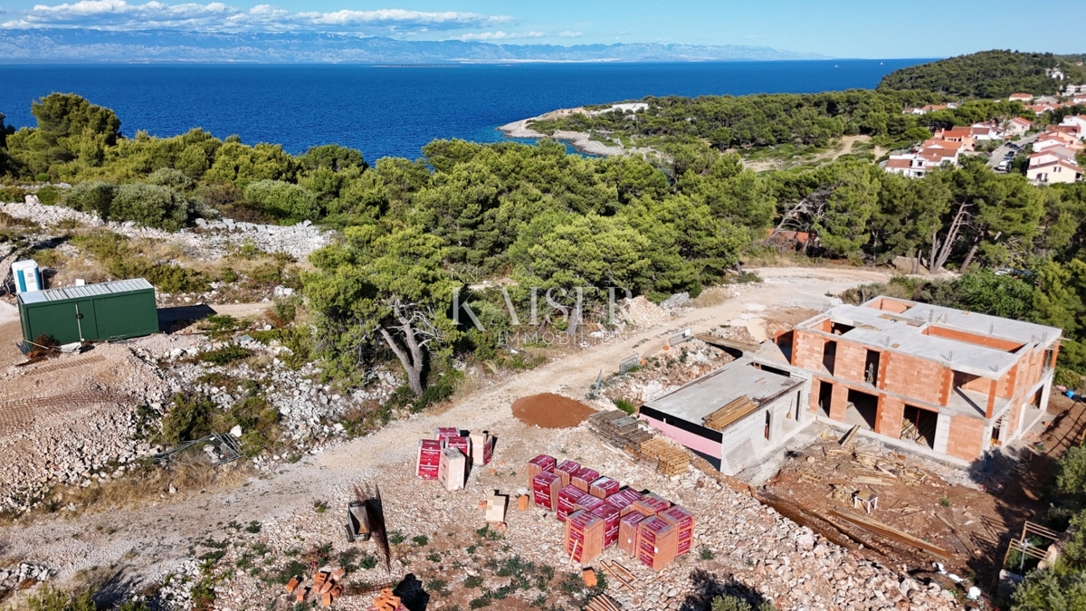 Земля під забудову Mali Lošinj, 581m2