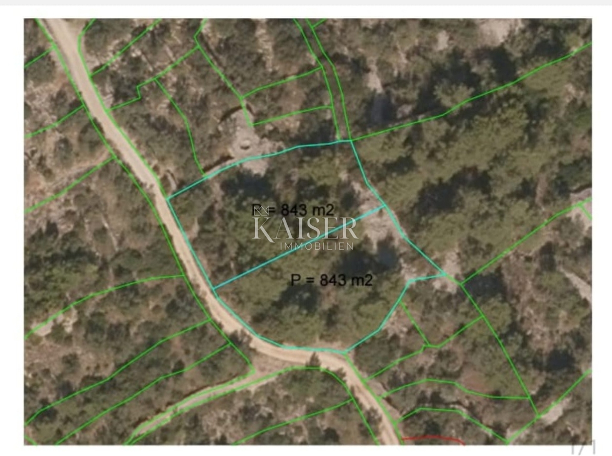 Ugljan, Kukljica, terreno edificabile 843 m2, a 150 m dal mare con vista sul canale di Zara