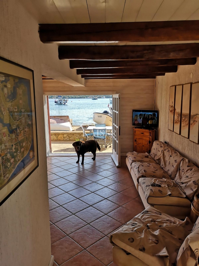 Mali Lošinj, Ilovik - Casa sulla costa