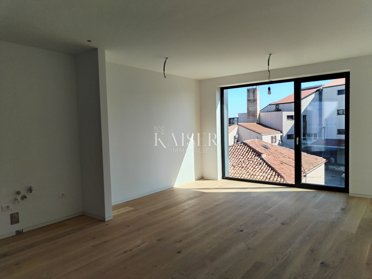Istria, Umago, appartamento in un nuovo edificio di 80,66 m2 con vista mare
