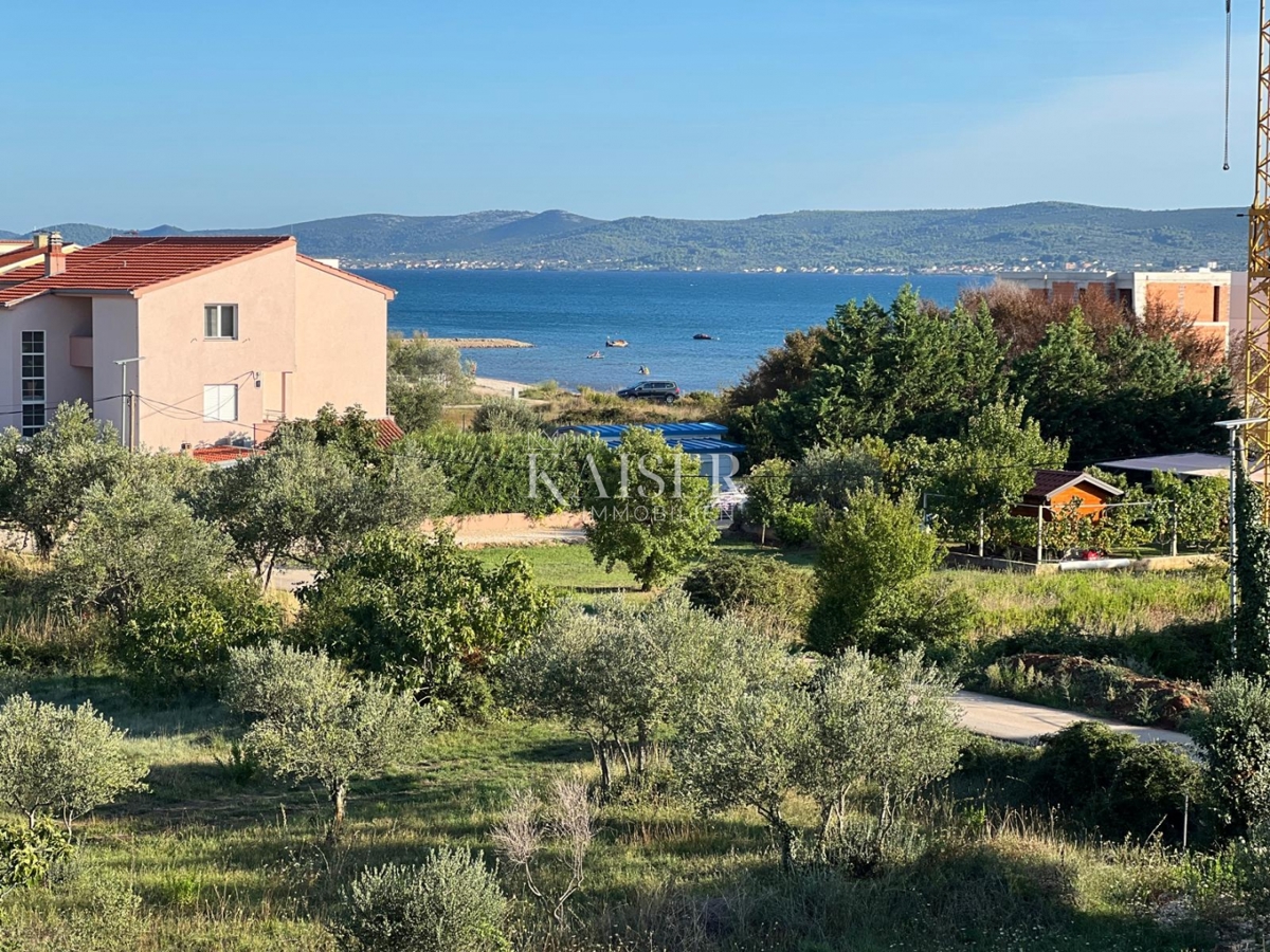 Zara, Sukošan - appartamento al piano terra con giardino, a 200 m dal mare