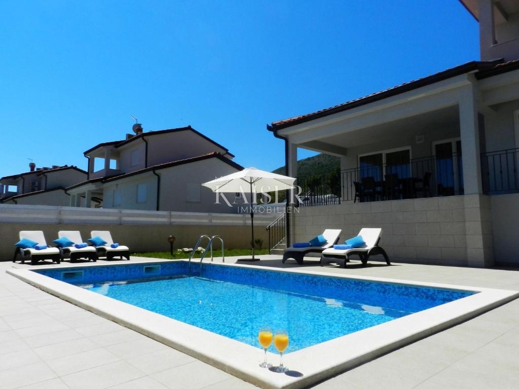 Istria, Rabac - casa con piscina, 182 m2
