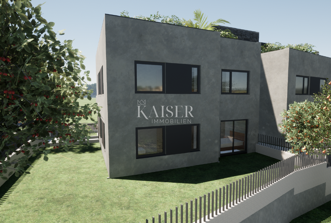 Istria - Parenzo, appartamento con tre camere da letto al piano terra a 1 km dal mare