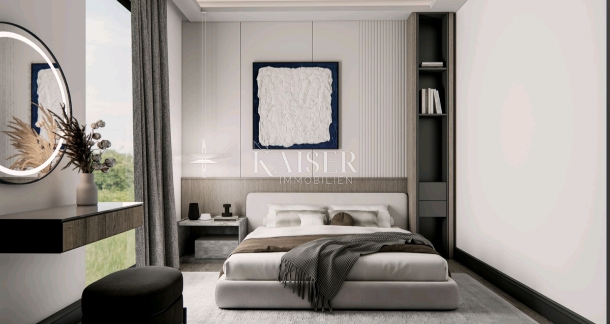 Istria, Parenzo - appartamento al piano terra con tre camere da letto, a 800 m dal mare