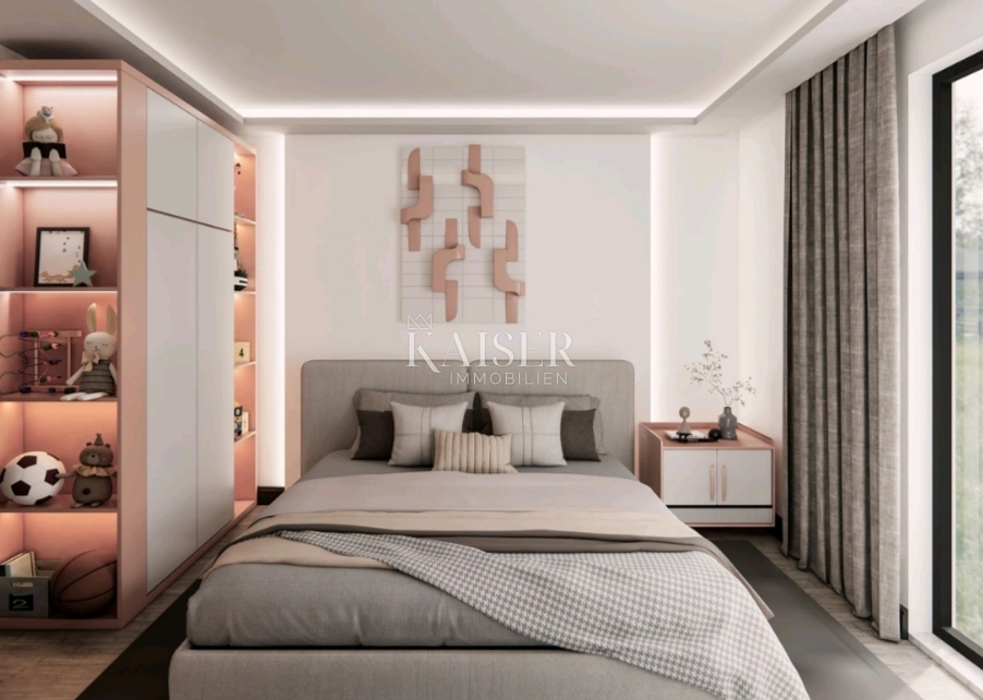 Istria, Parenzo - appartamento al piano terra con tre camere da letto, a 800 m dal mare