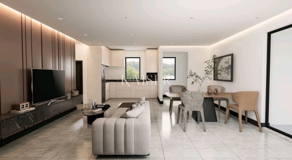 Istria, Parenzo - appartamento al piano terra con tre camere da letto, a 800 m dal mare