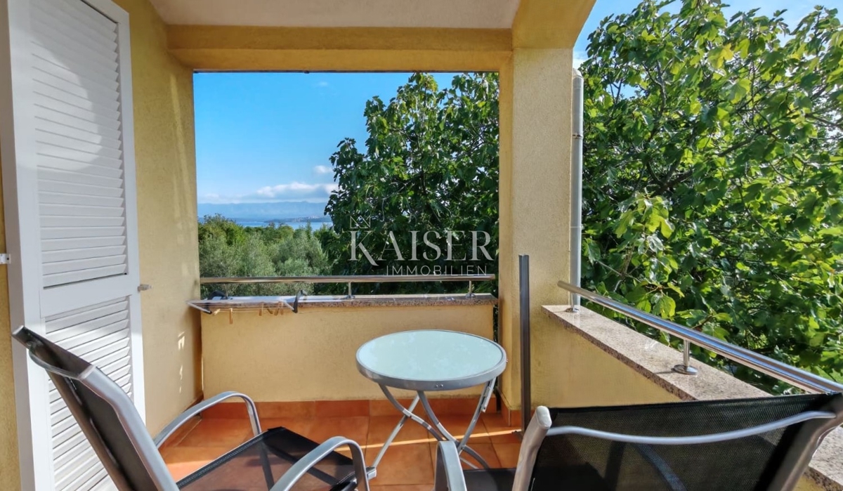 Isola di Krk, Malinska - casa bifamiliare 100m2 con vista mare