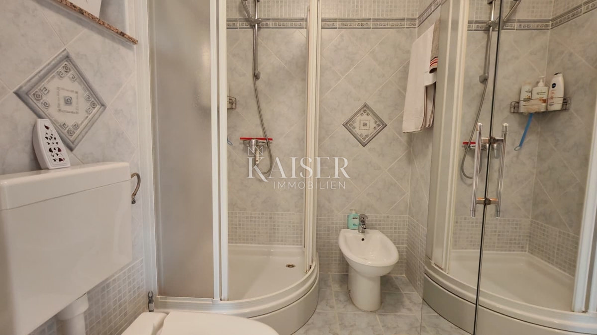 Isola di Krk, Malinska - casa bifamiliare 100m2 con vista mare