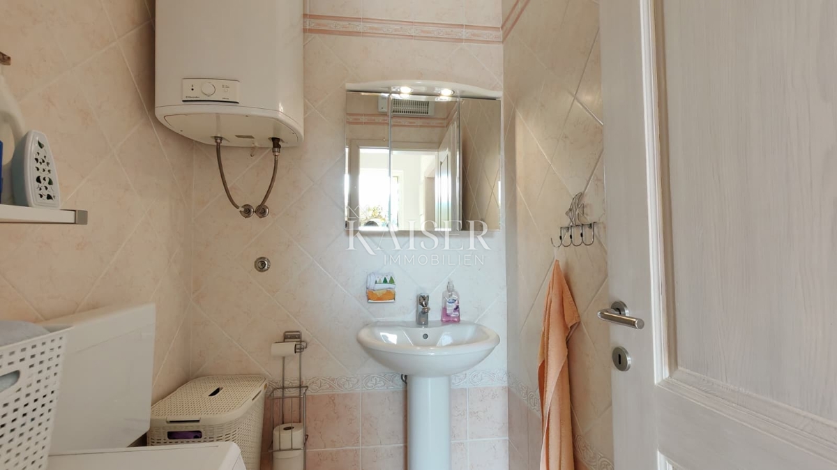 Isola di Krk, Malinska - casa bifamiliare 100m2 con vista mare