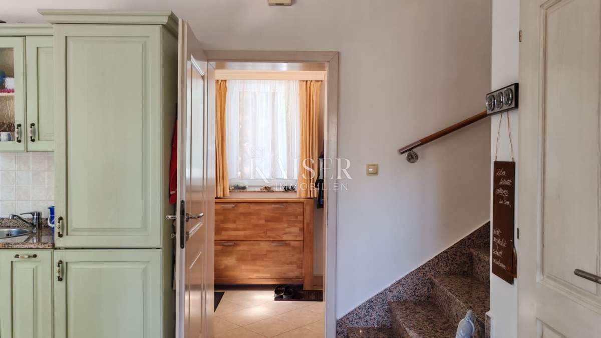 Isola di Krk, Malinska - casa bifamiliare 100m2 con vista mare