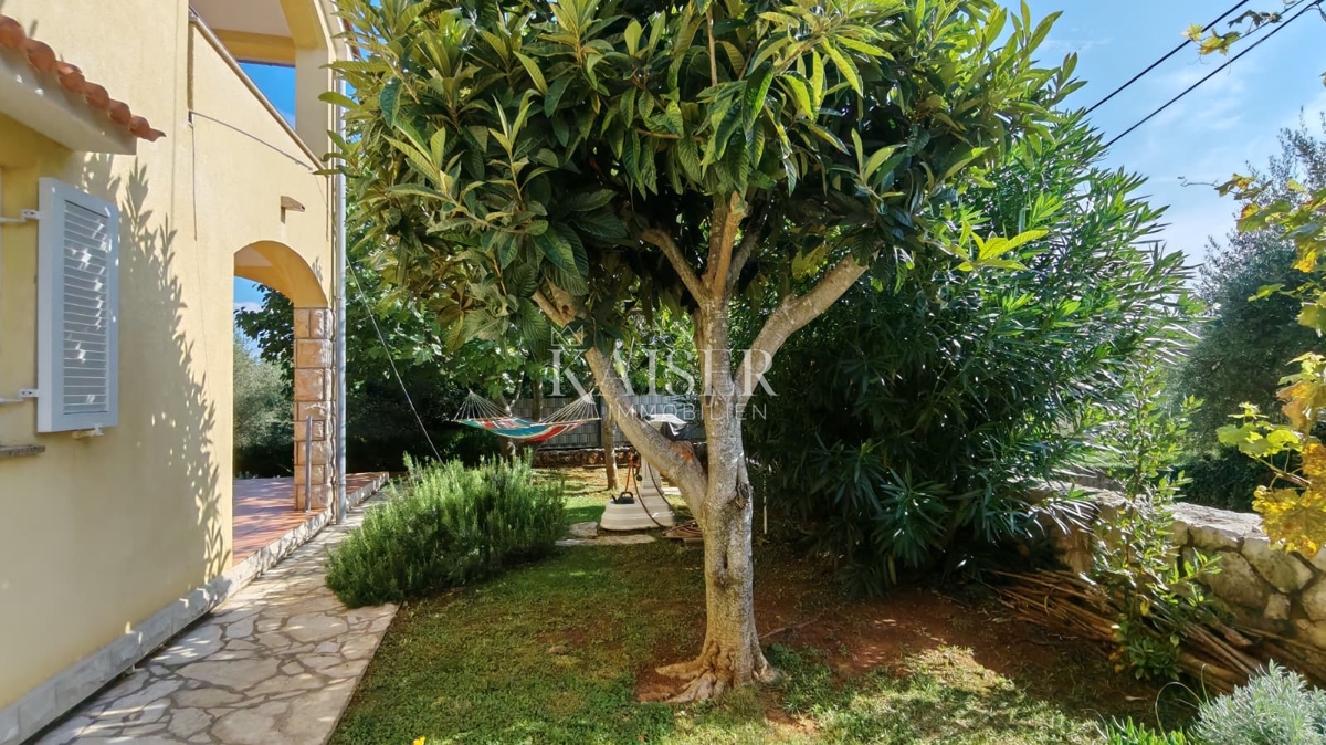 Isola di Krk, Malinska - casa bifamiliare 100m2 con vista mare