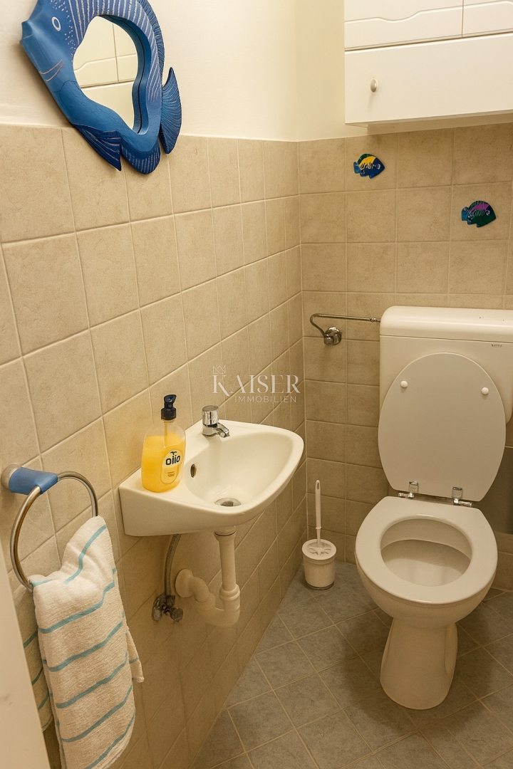 ZaraSpazioso appartamento con tre camere da letto 94,6 m² - Smiljevac, pronto per essere abitato immediatamente (possibilità di permuta)